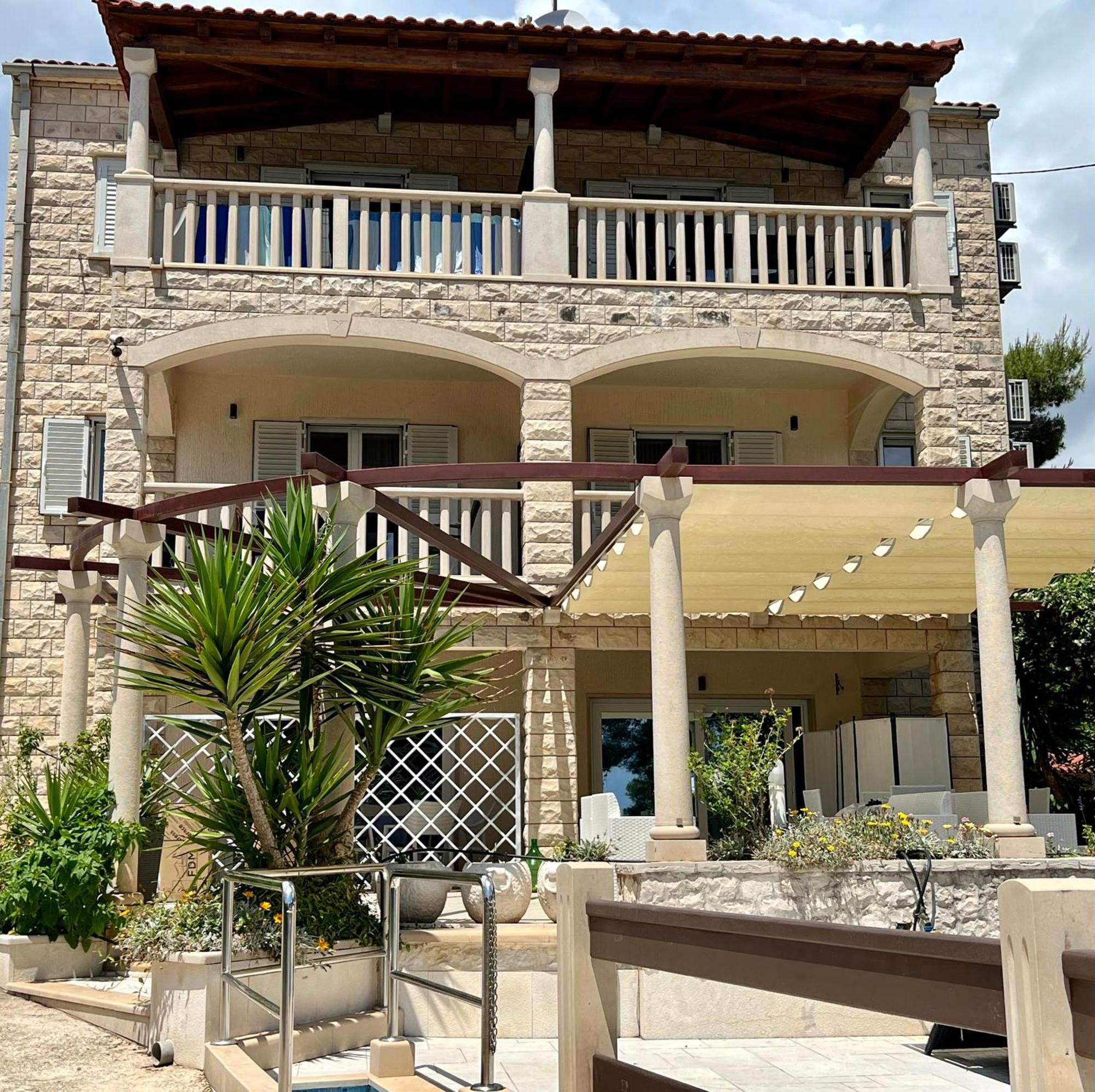 Vila Vera Seafront Apartments Sumartin Exterior foto